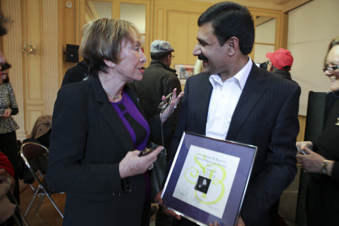 PRIX SIMONE DE BEAUVOIR 2013 à MALALA YOUSAFZAI: Julia-Kristeva avec Ziauddin Yousufzai, père de Malala